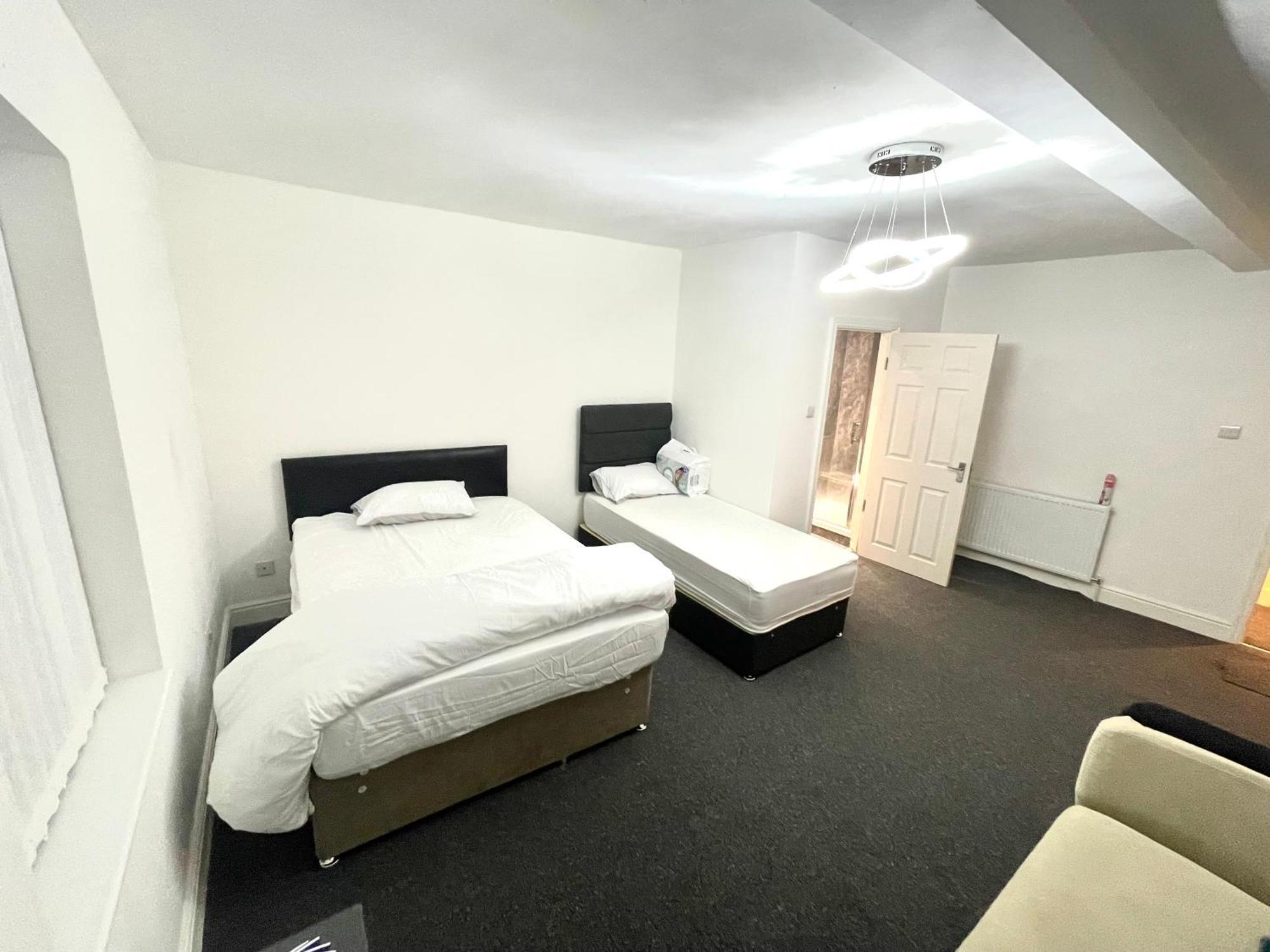 Pc Home Room B Хайд Экстерьер фото